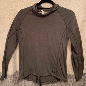 Under Armour Top Size Medium